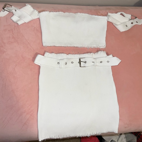 MATCHING WHITE SET - Picture 1 of 8